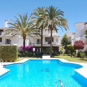 Naranjos Close To Puerto Banus Marbella